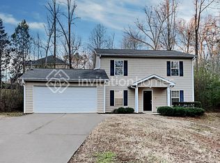 4090 Derby Dr, Cumming, GA 30040