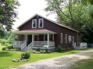 59 Autumn St, Rochester, NH 03868