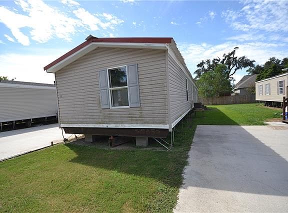 3rd image of 16743 Highway 90 #32