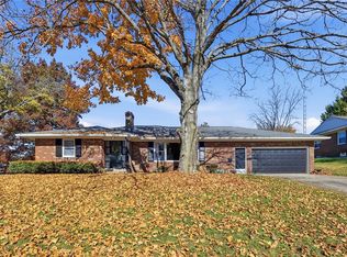 796 S Broadmoor Blvd, Springfield, OH 45504