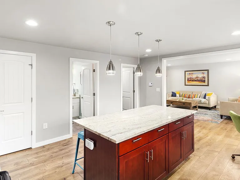 19036 Ballinger Way NE — Photo 15