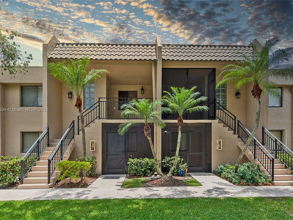 Gardens At Bonaventure West Condominiums 360 Racquet Club Rd Fort