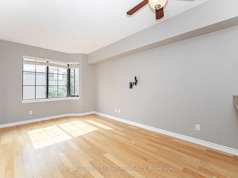 47 Caroline St N #307 — Photo 15