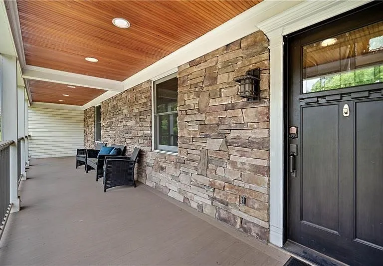 6050 Walton Rd — Photo 5