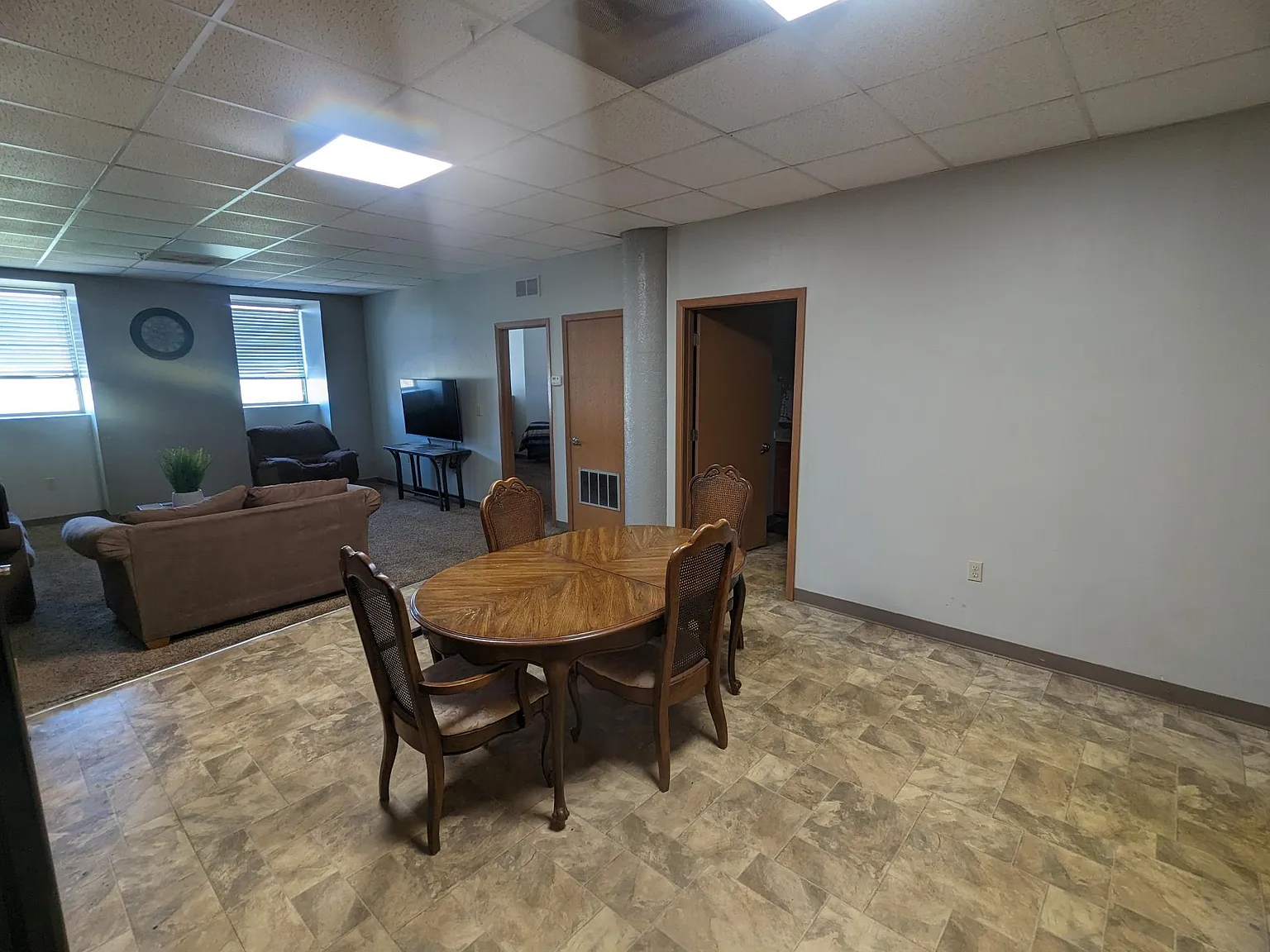 2202 W State St — Photo 3