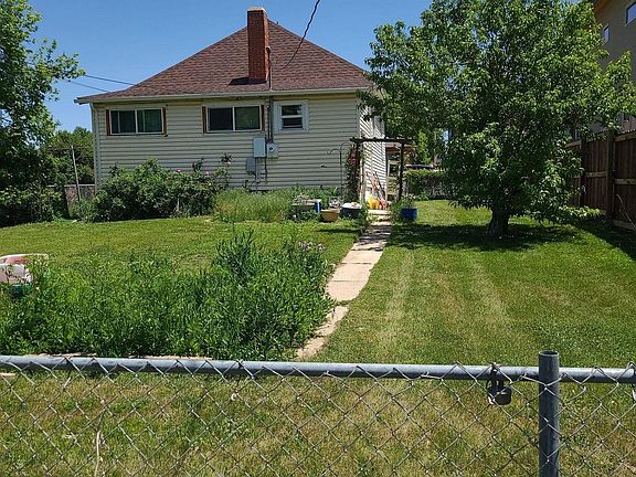 5th image of 4253 Perry St