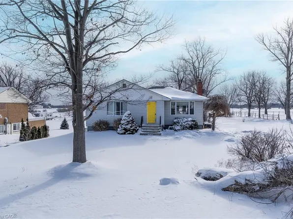 2448 Wilson St W, Hamilton, ON L0R 1A0