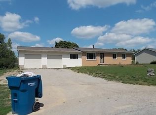 3722 Noland Dr, Tecumseh, MI 49286