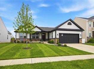1200 Scarlet Oak Dr, Tipp City, OH 45371