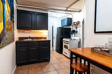 Rented by Century 21 Premier 