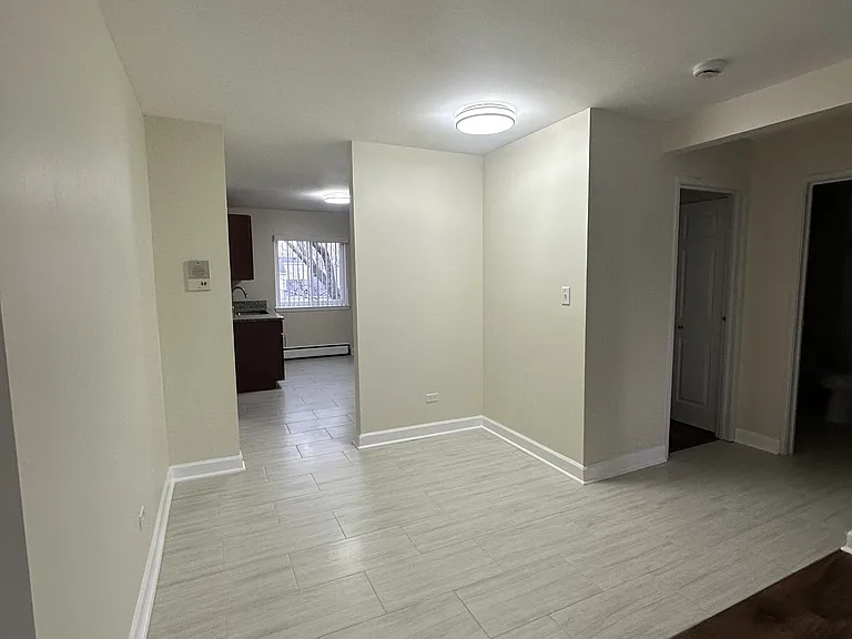 705 Court Of Spruce #3 — Photo 2