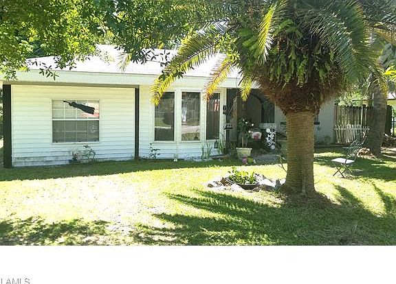 2nd image of 1632 Beachwood Dr