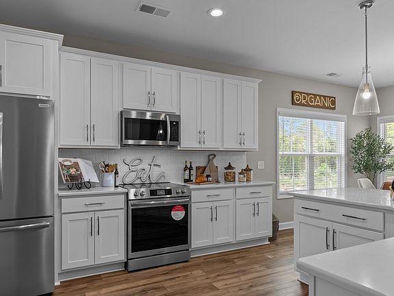 5th image of 101 Pungo Ln