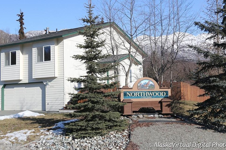 1st image of 8903 Northwood Park Cir