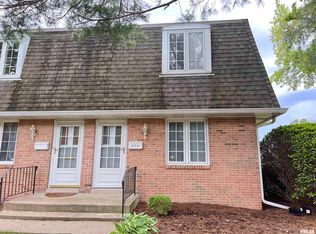 900 S Durkin Dr, Springfield, IL 62704