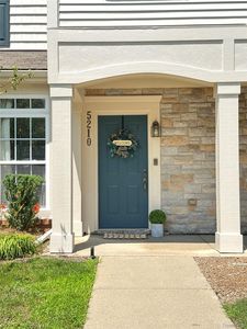 5210 Addington Dr #5, Walled Lake, MI, 48390