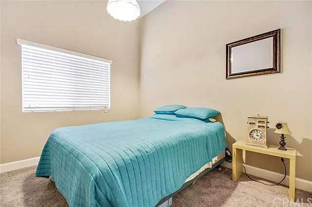 1551 W Shamrock St — Photo 14