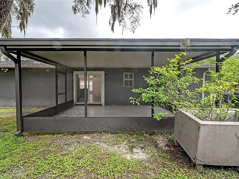 1508 E Jean St — Photo 39