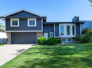 16606 Ehlers St, Omaha, NE 68135