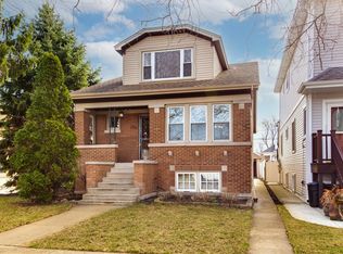 5843 N Marmora Ave, Chicago, IL 60646