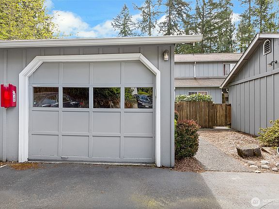 3rd image of 2821 60th Lane SE #B
