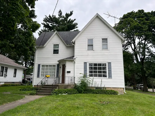 1104 E Lincoln Hwy, Dekalb, IL 60115