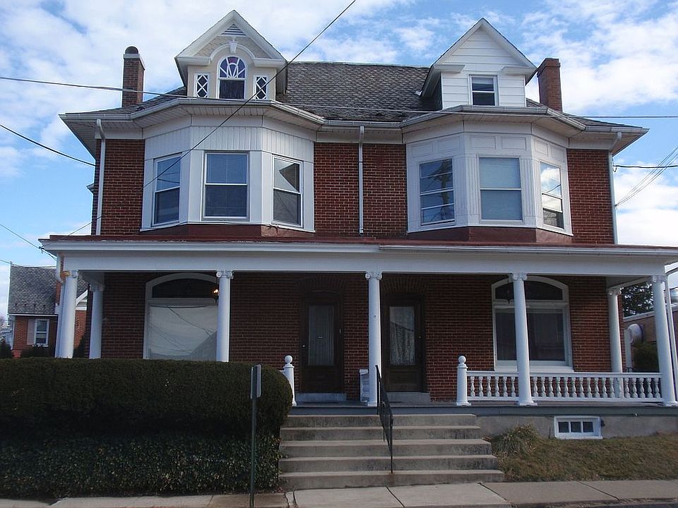 2nd image of 29 N Franklin St