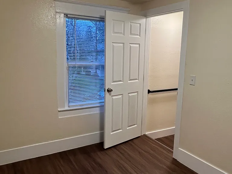 2575 Lee St SE — Photo 12