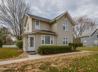 76 Claude St, Dallas, PA 18612