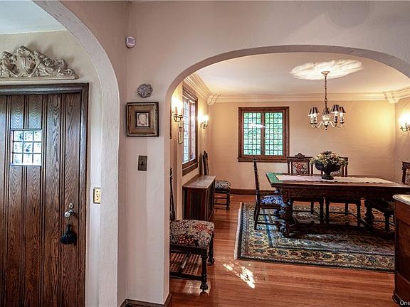 5th image of 24 Sherwood Pl