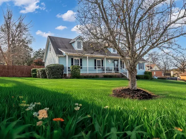 208 Saint Pauls Ln, Smyrna, TN 37167