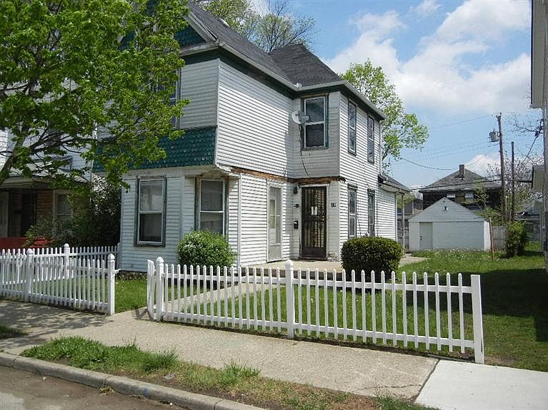 1st image of 28 Hallwood Ave