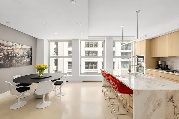 Rented by Compass | media 28