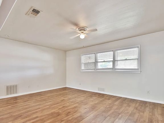 2nd image of 3607 45th St