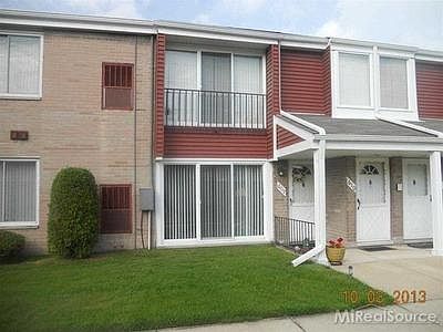 2nd image of 609 Sunset Ln