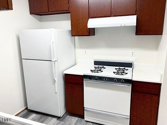 4th image of 4018 Camero Ave #4