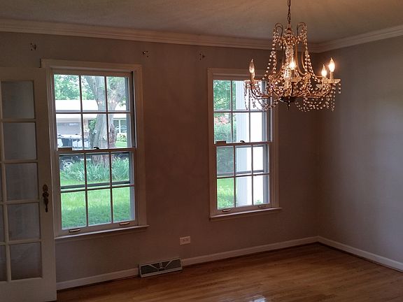 5th image of 1030 S Pine Ave