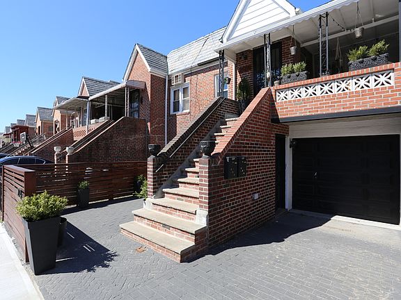 2nd image of 2124 47th St #1