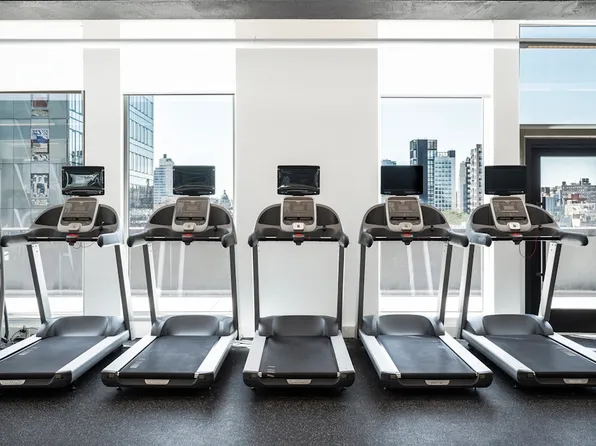 125 Delancey Street image 11 of 15