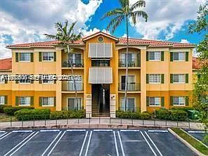 Palm Gardens At Doral Con — Photo 3