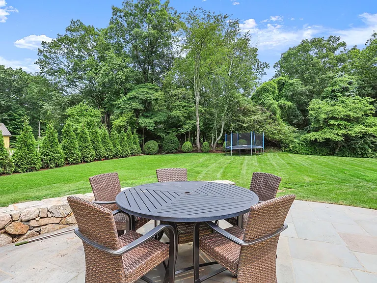 175 Cat Rock Rd — Photo 30