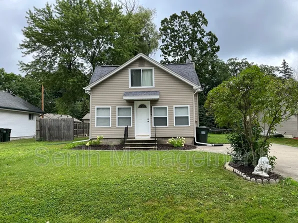 2527 Hartline Dr, Rochester Hills, MI 48309