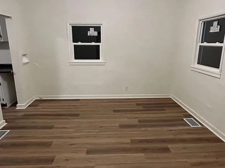 706 S Webster St — Photo 5