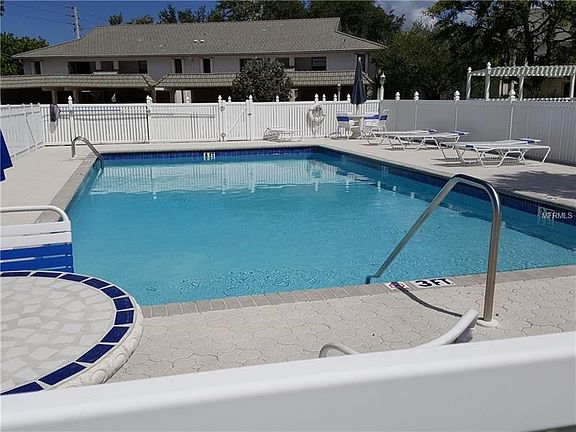 5th image of 924 Capri Isles Blvd APT 120
