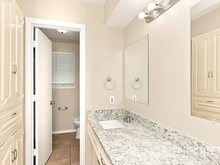 1315 Drury Dr — Photo 13