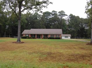 4957 Woodlawn Dr, Bastrop, LA 71220