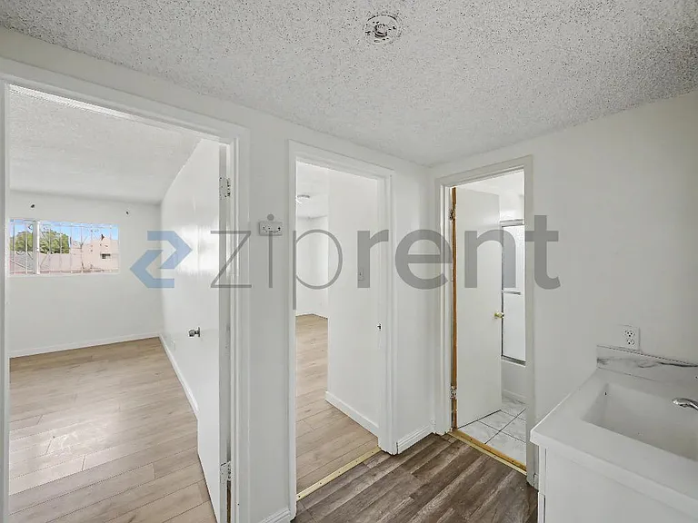 7119 Templeton St #C — Photo 9