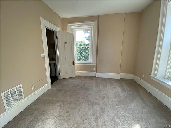 5th image of 502 Court St