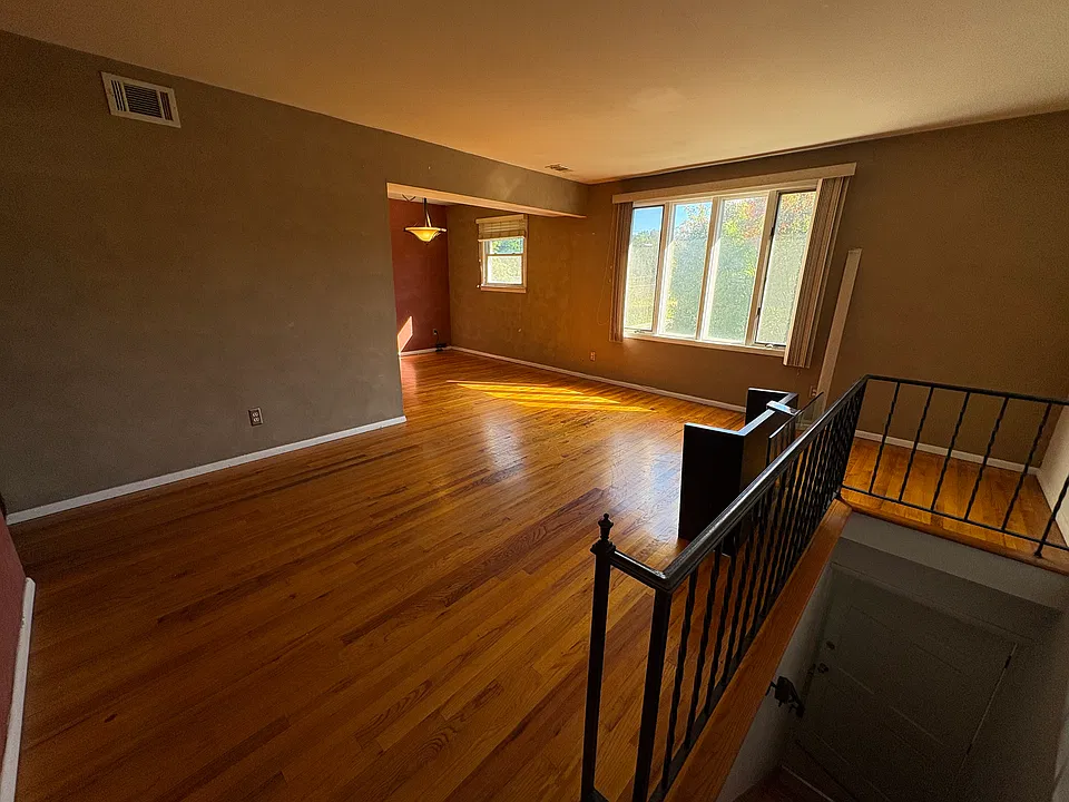 3 Amelia Ct #2