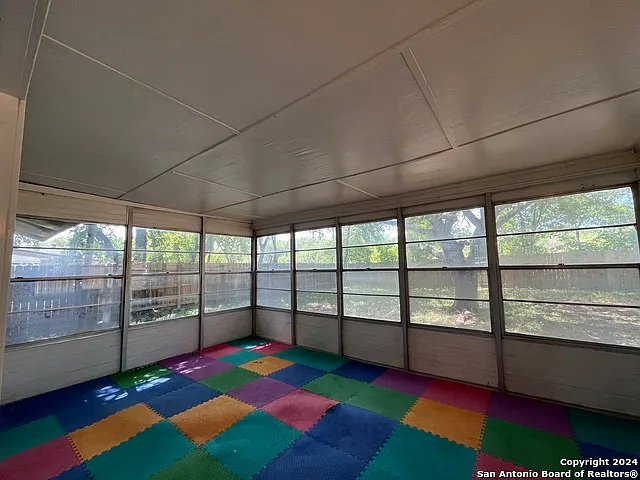 5922 Castle Hunt — Photo 11